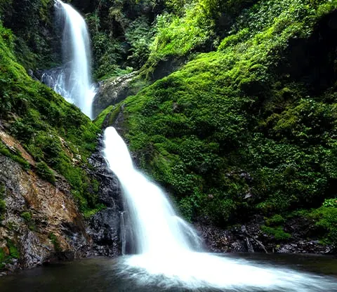 Isumo Waterfall Hiking