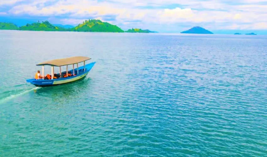 Karongi Boat Tours & Islands