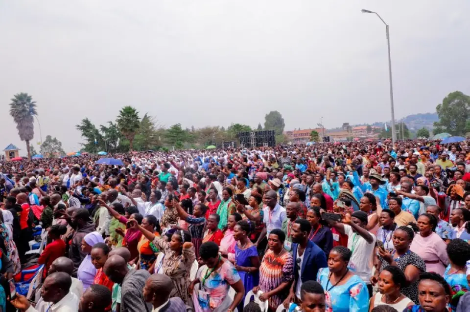 More Than 100,000 Pilgrims Gather in Kibeho for Assumption Day: photo 1 from Kibeho, Rwanda